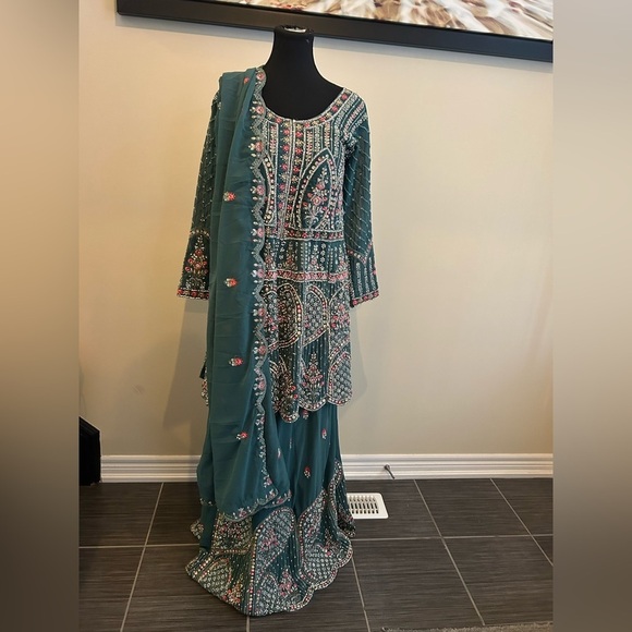 Other - 🌿 Teal Green Embellished Lehenga Set